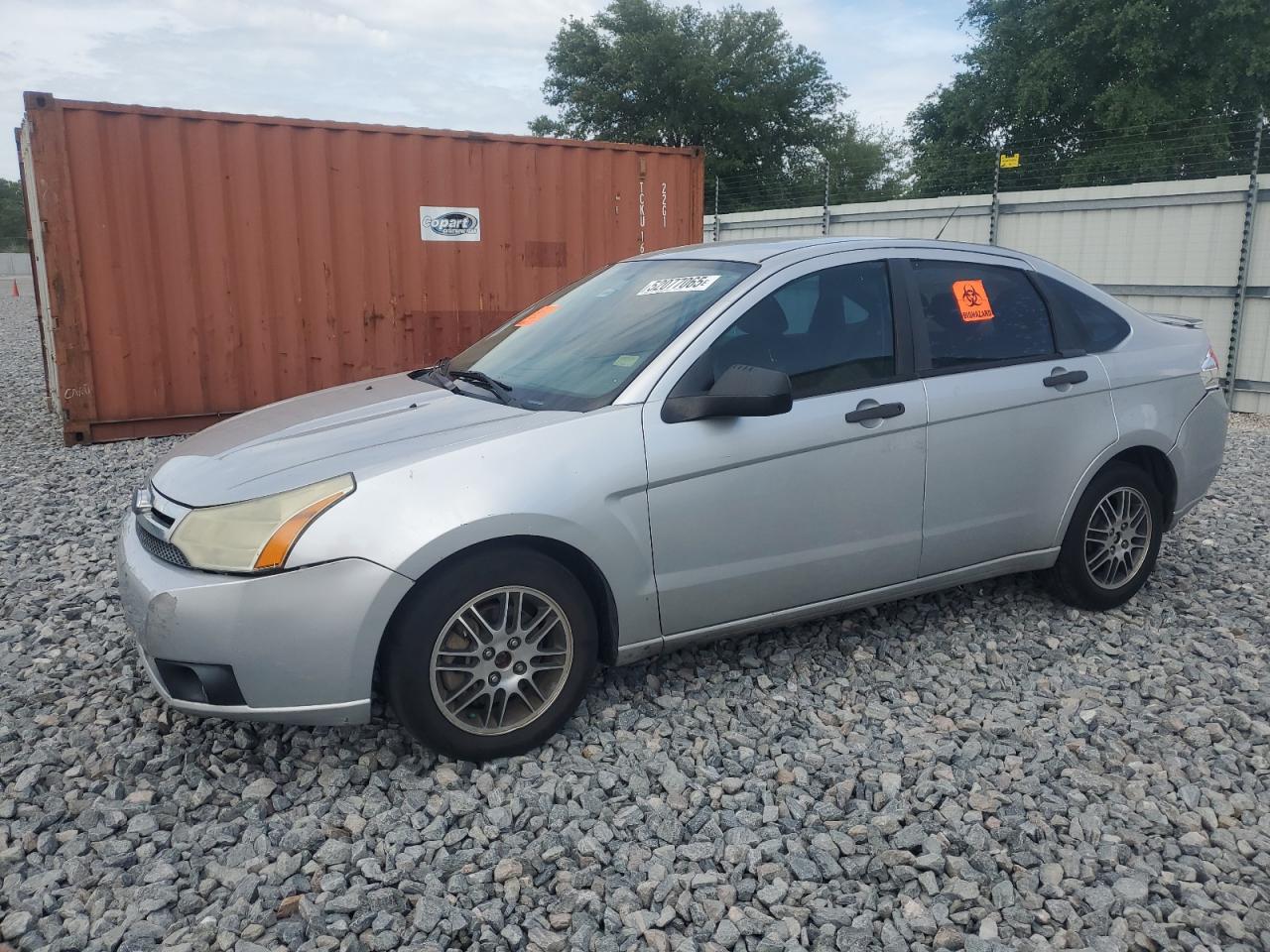 FORD FOCUS SE 2010