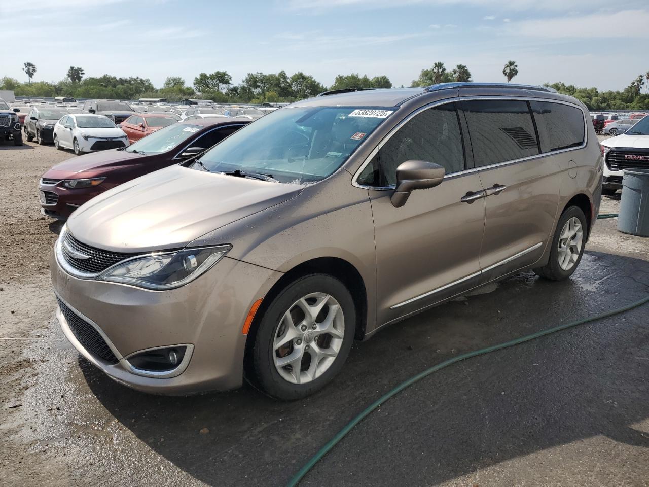 CHRYSLER PACIFICA T 2017