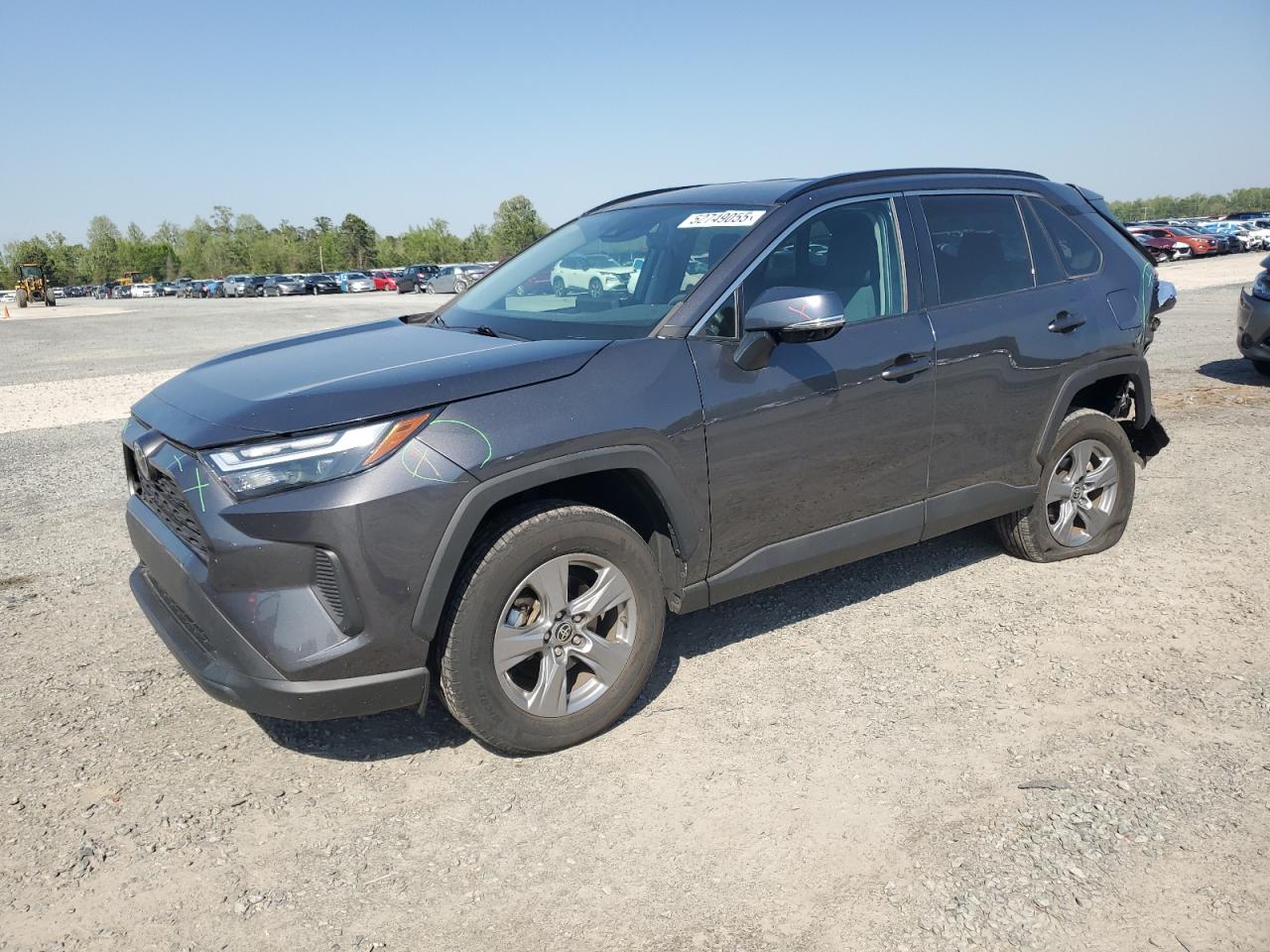 TOYOTA RAV4 XLE 2022