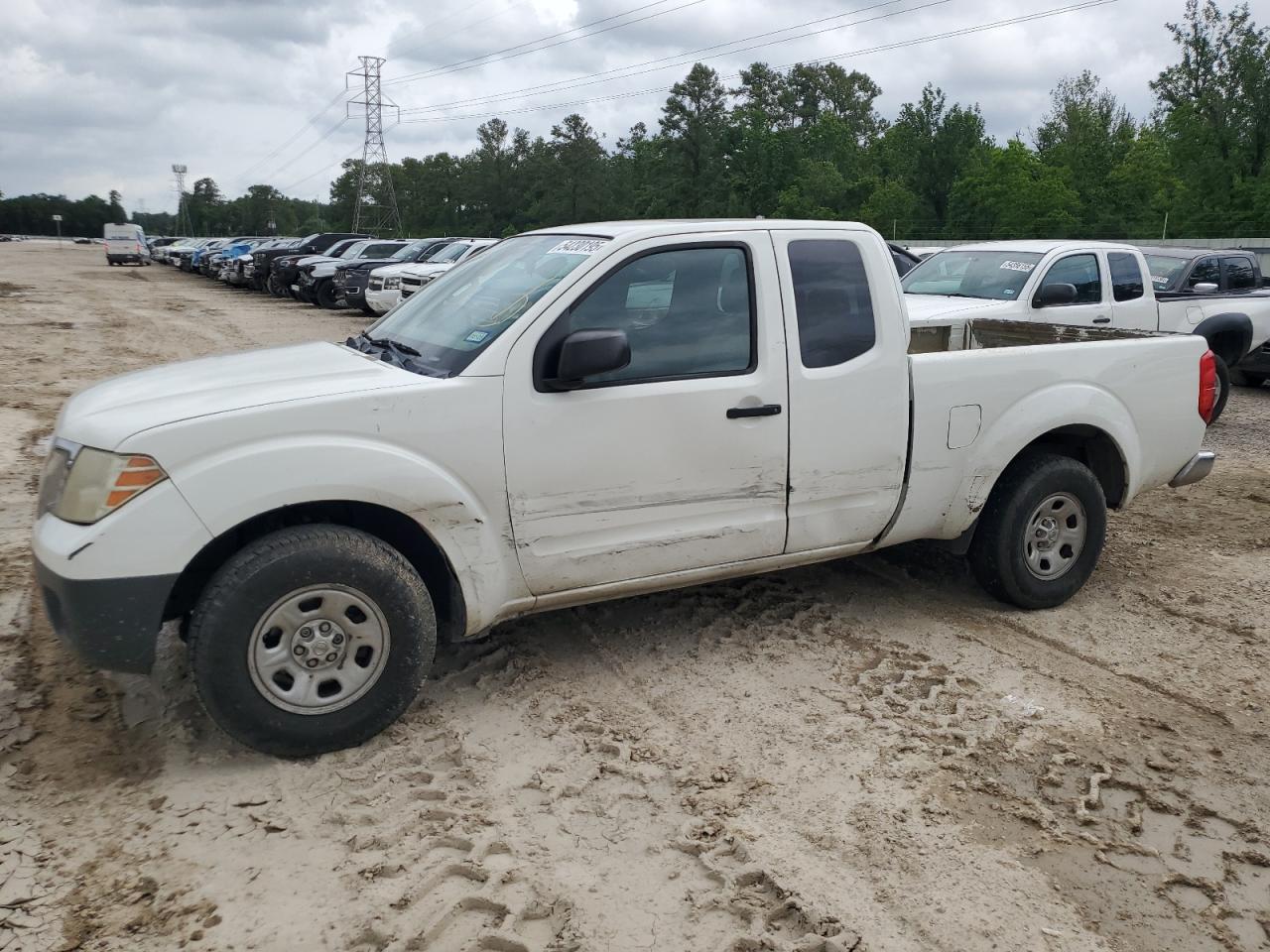 NISSAN FRONTIER S 2013