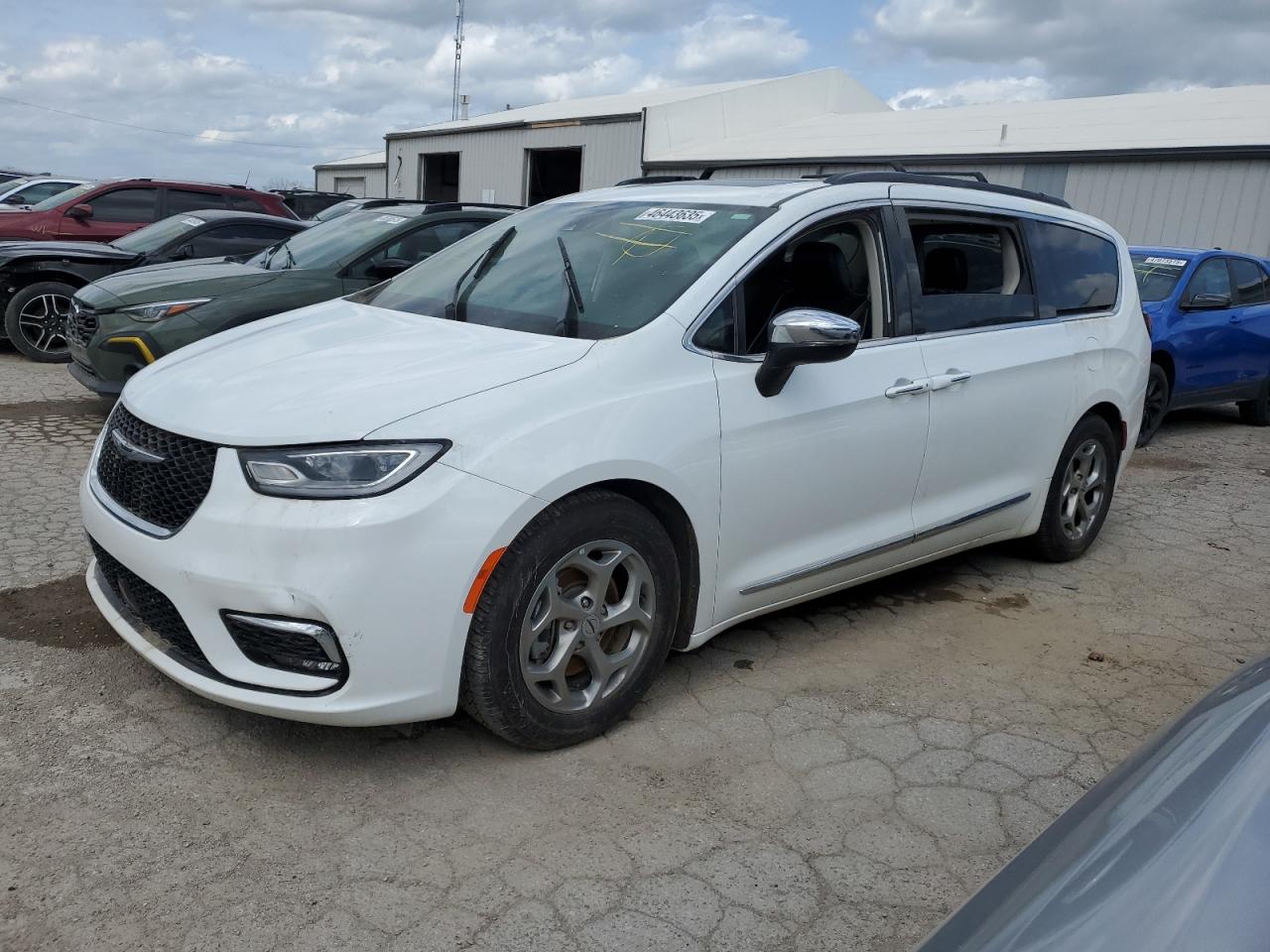 CHRYSLER PACIFICA L 2023