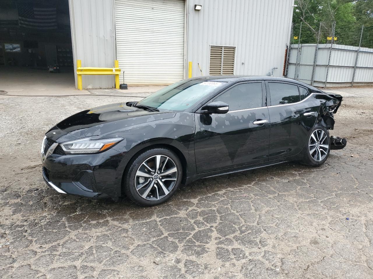 NISSAN MAXIMA 2023