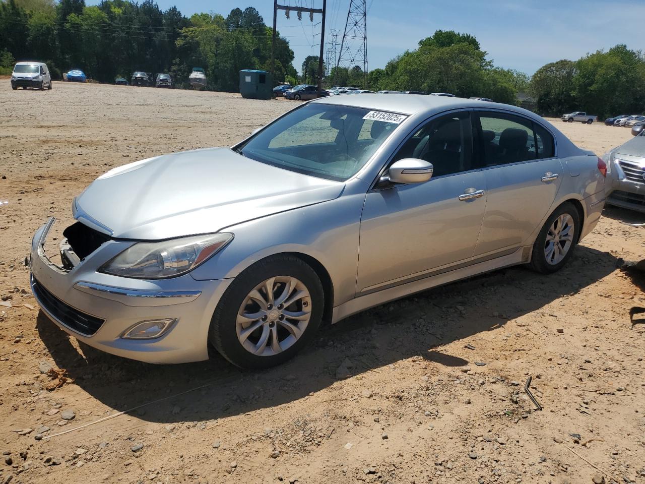 HYUNDAI GENESIS 3. 2013