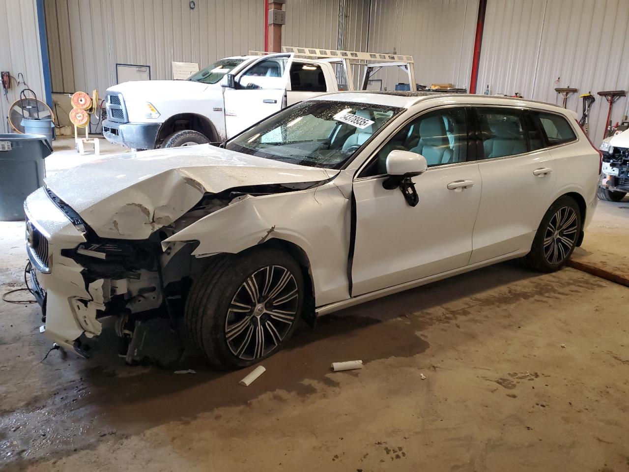 VOLVO V60 T6 INS 2019