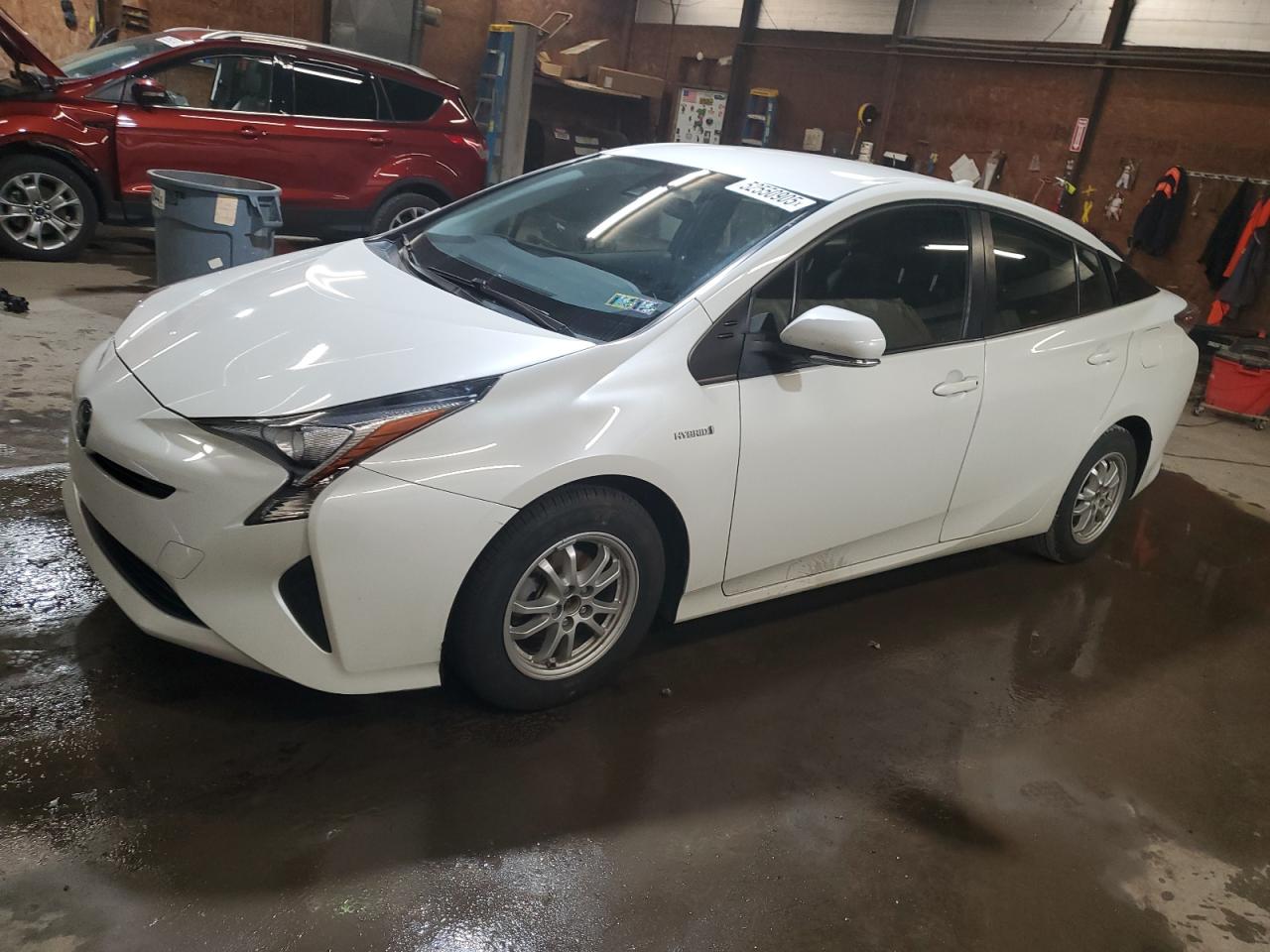 TOYOTA PRIUS 2017