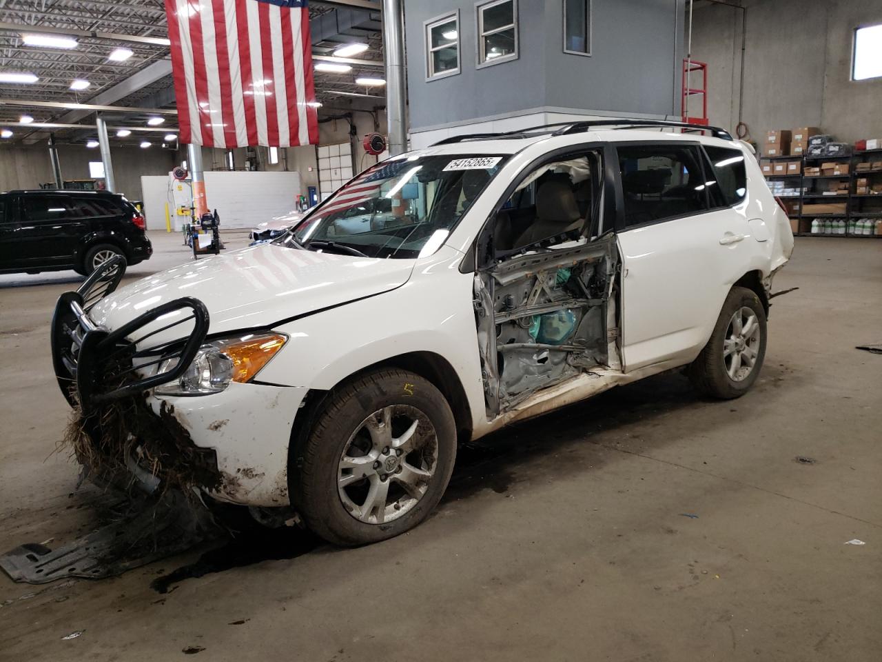 TOYOTA RAV4 2011