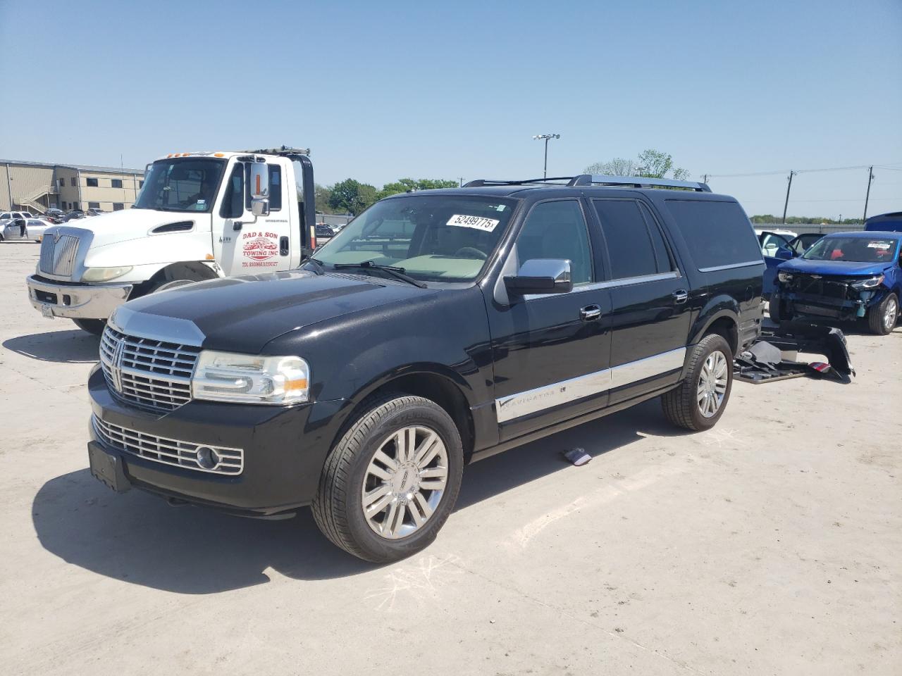 LINCOLN NAVIGATOR 2012