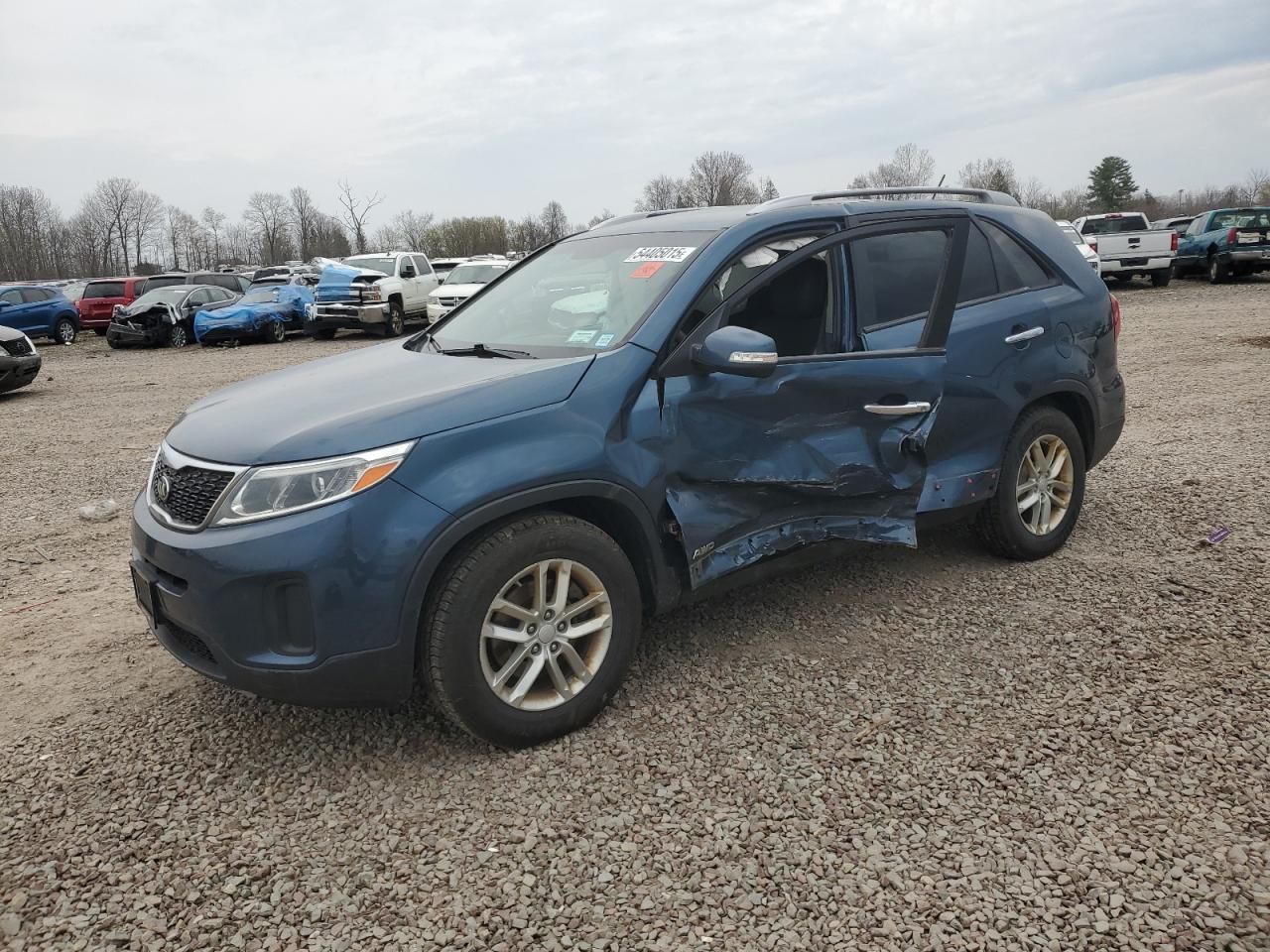 KIA SORENTO LX 2014