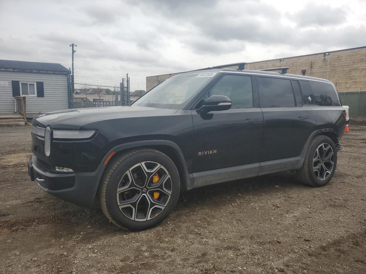 RIVIAN R1S LAUNCH 2022