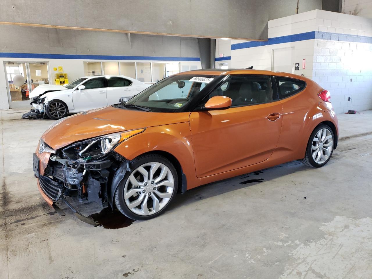 HYUNDAI VELOSTER 2013