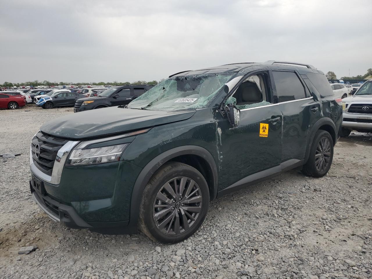 NISSAN PATHFINDER 2023
