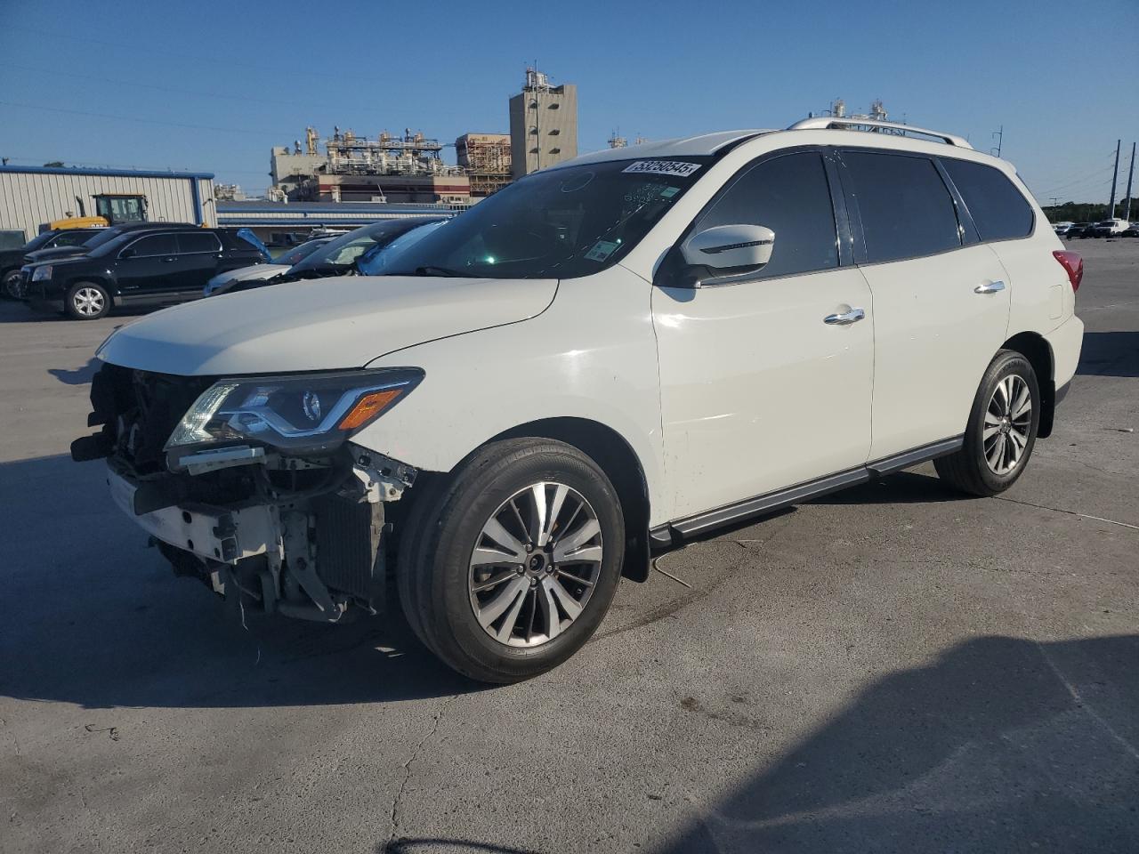 NISSAN PATHFINDER 2017