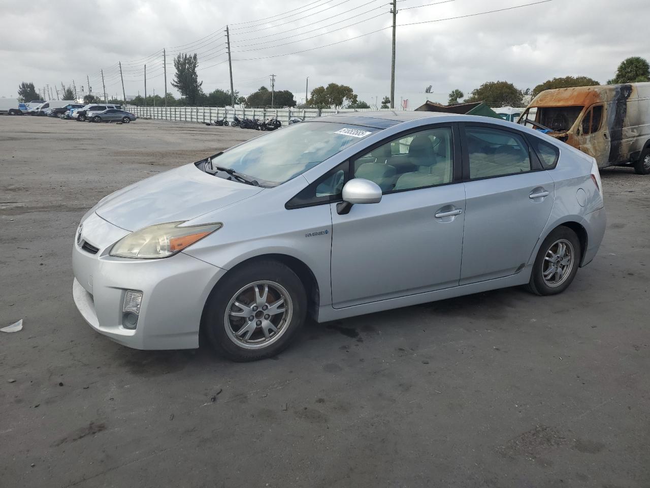TOYOTA PRIUS 2010