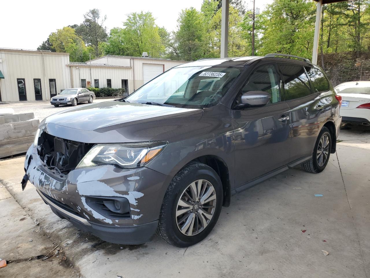 NISSAN PATHFINDER 2017