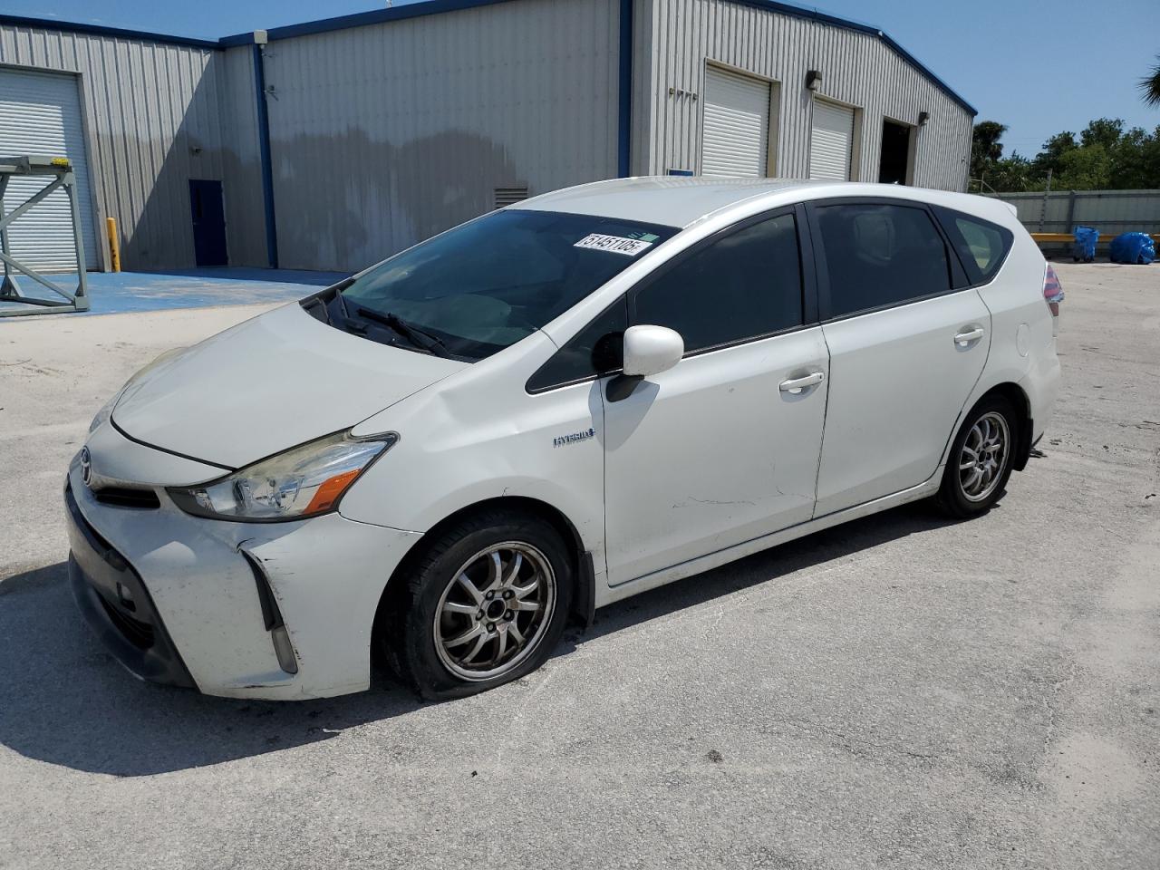 TOYOTA PRIUS V 2015