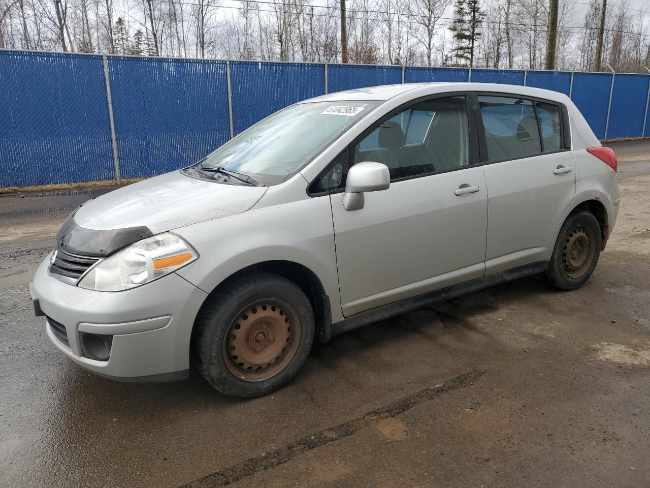NISSAN VERSA S 2011