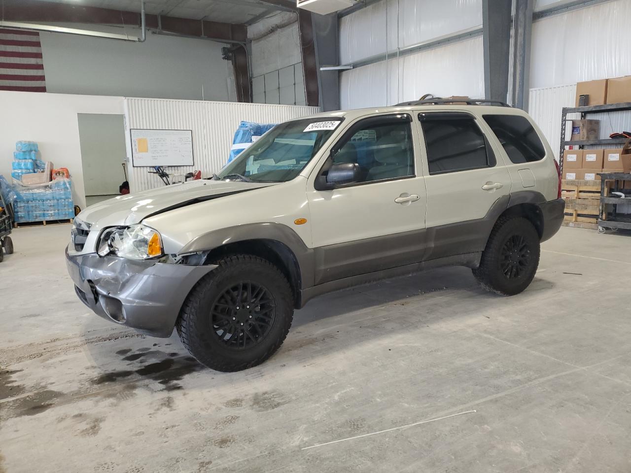 MAZDA TRIBUTE LX 2004