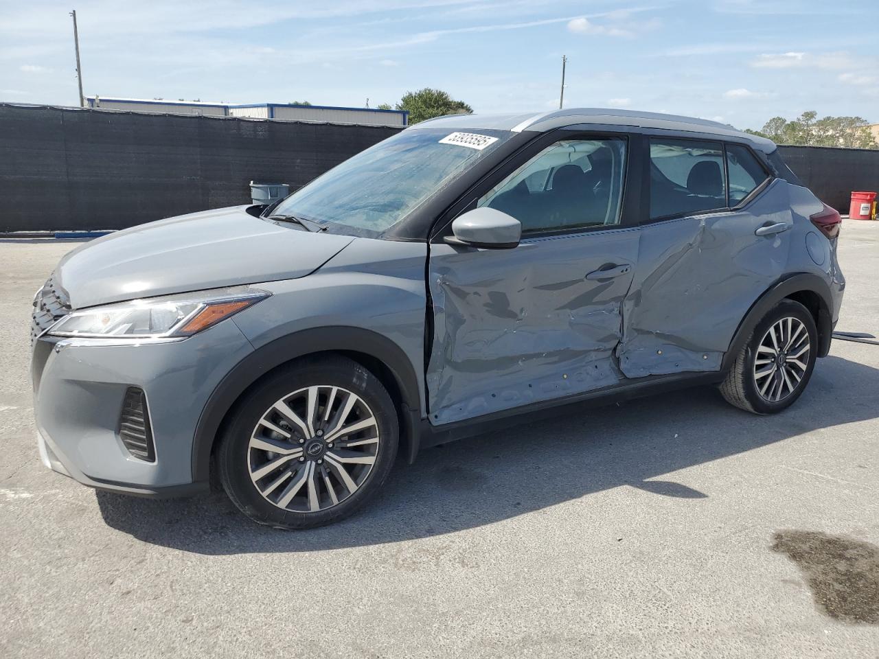 NISSAN KICKS SV 2023