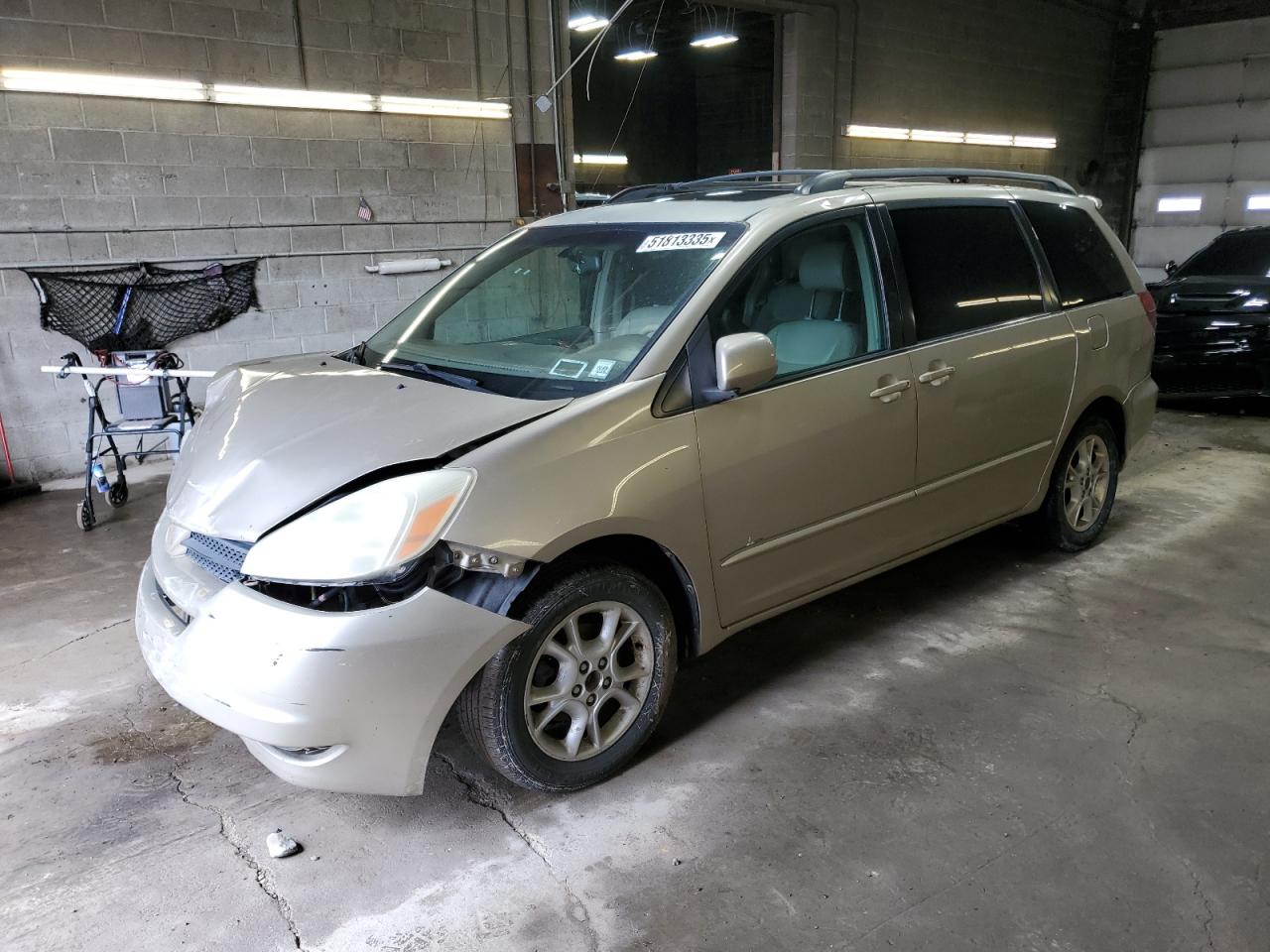 TOYOTA SIENNA XLE 2005