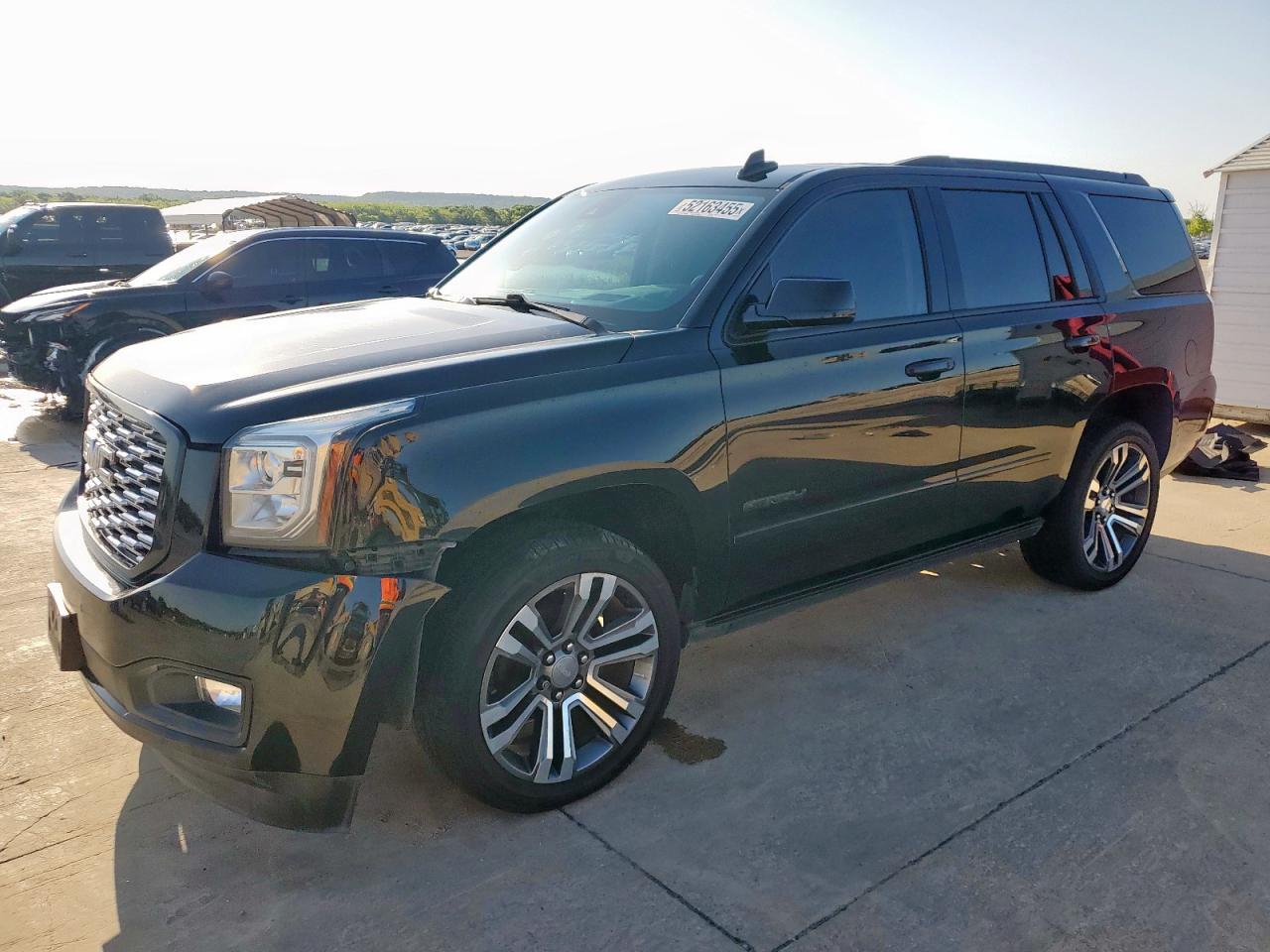 GMC YUKON DENA 2020