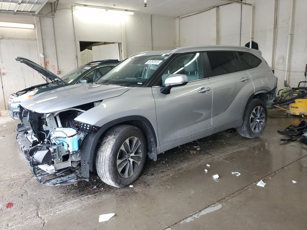 TOYOTA HIGHLANDER 2024