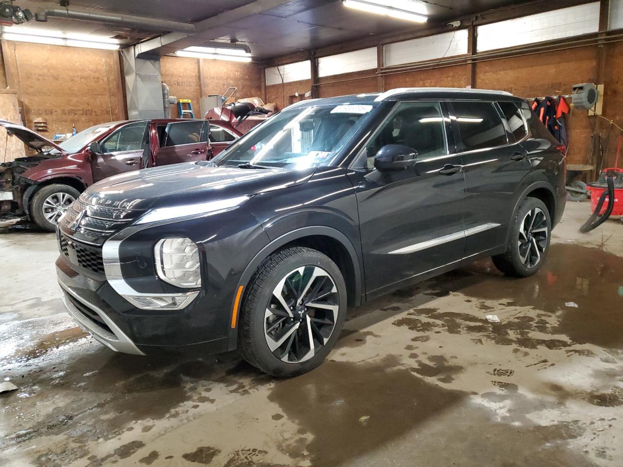 MITSUBISHI OUTLANDER 2022