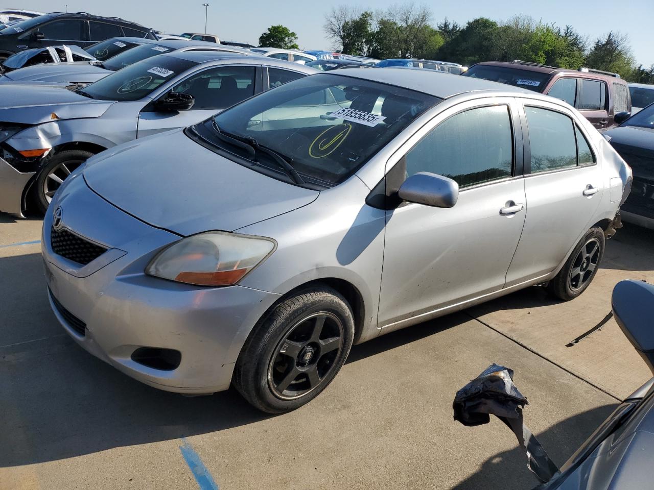 TOYOTA YARIS 2010