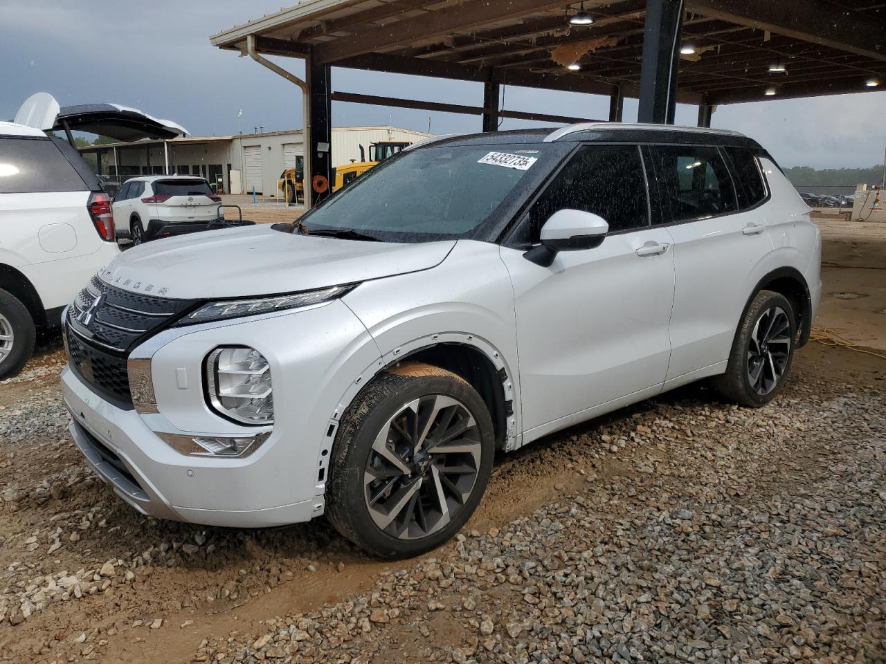 MITSUBISHI OUTLANDER 2023