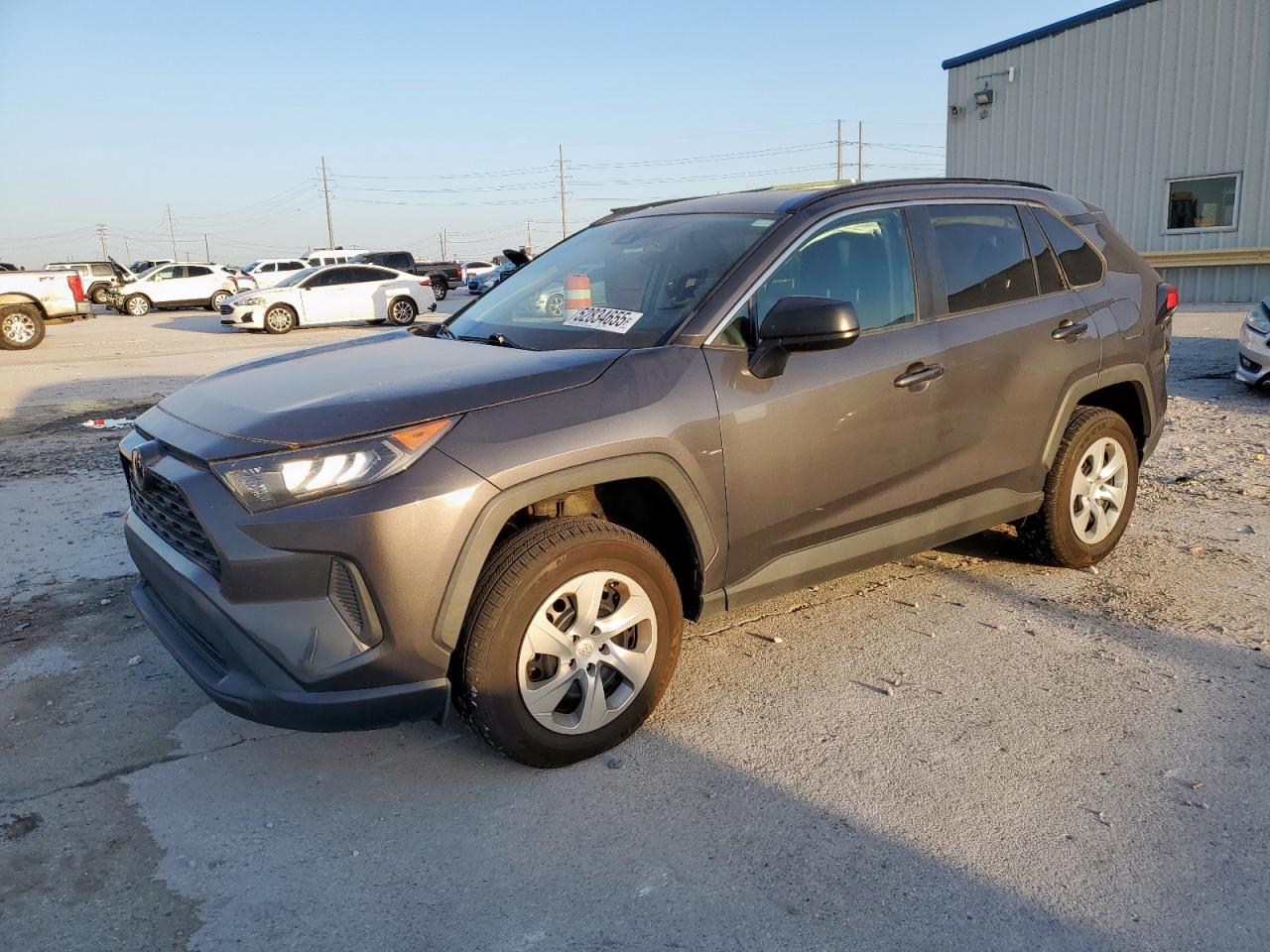 TOYOTA RAV4 LE 2021