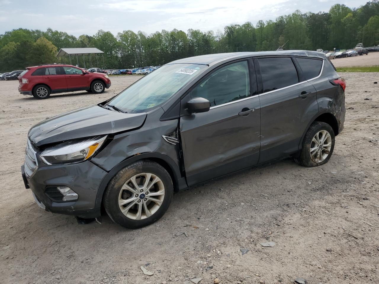 FORD ESCAPE SE 2019