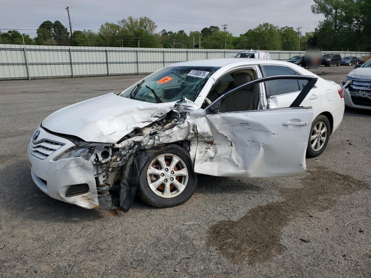 TOYOTA CAMRY BASE 2011