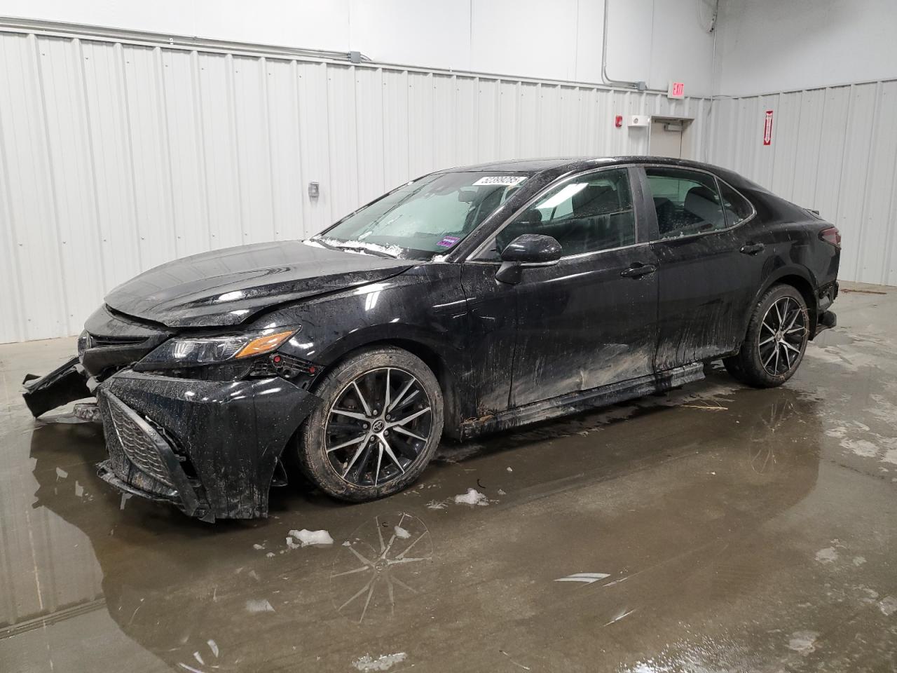 TOYOTA CAMRY SE 2021