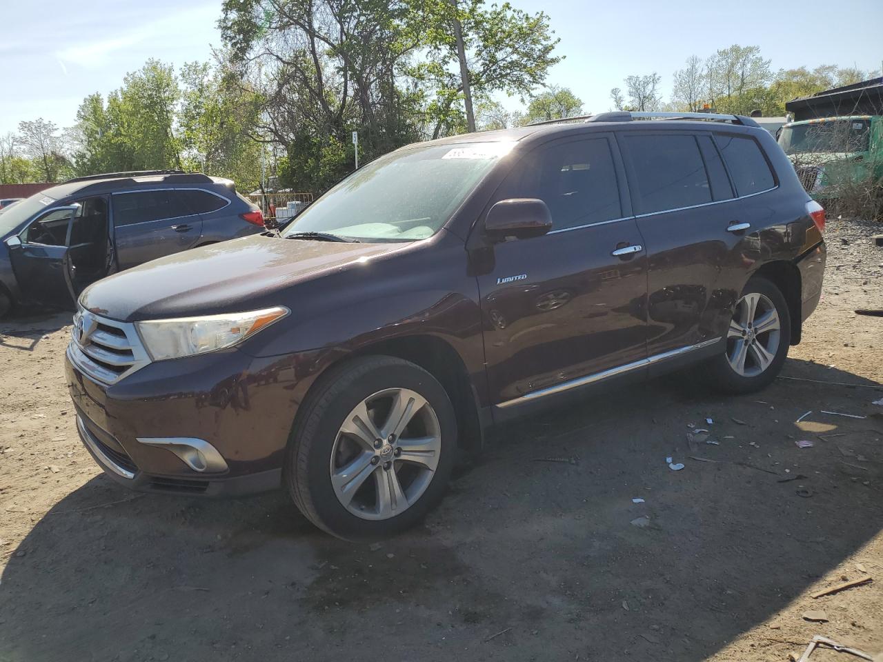 TOYOTA HIGHLANDER 2013