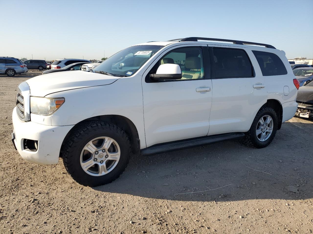 TOYOTA SEQUOIA SR 2013
