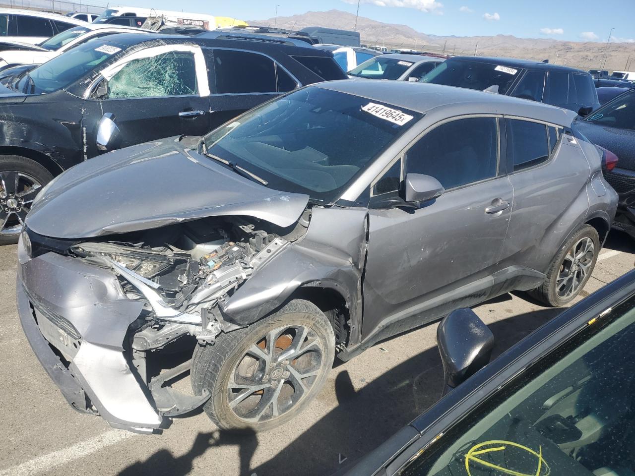 TOYOTA C-HR XLE 2018