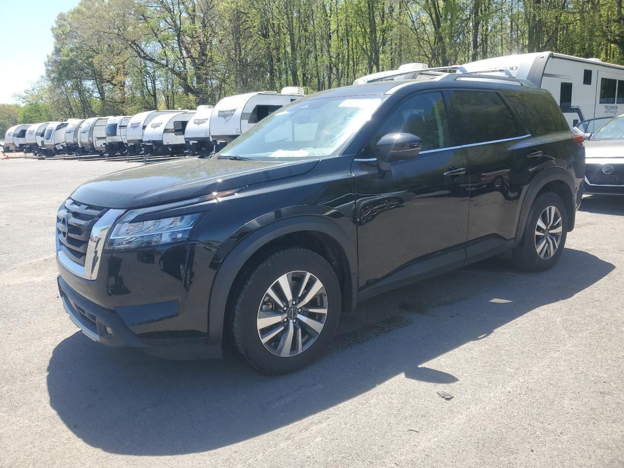 NISSAN PATHFINDER 2024