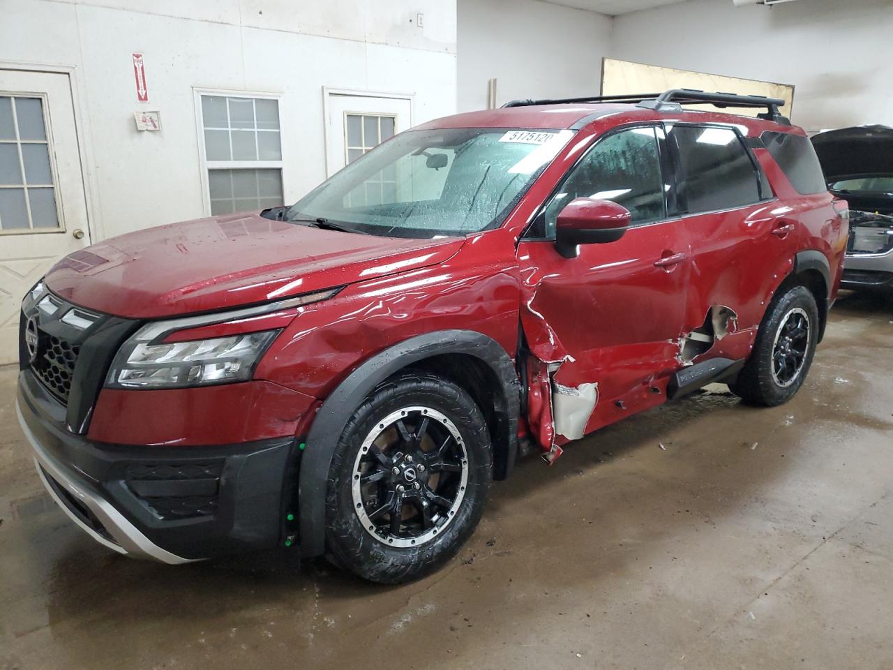 NISSAN PATHFINDER 2023