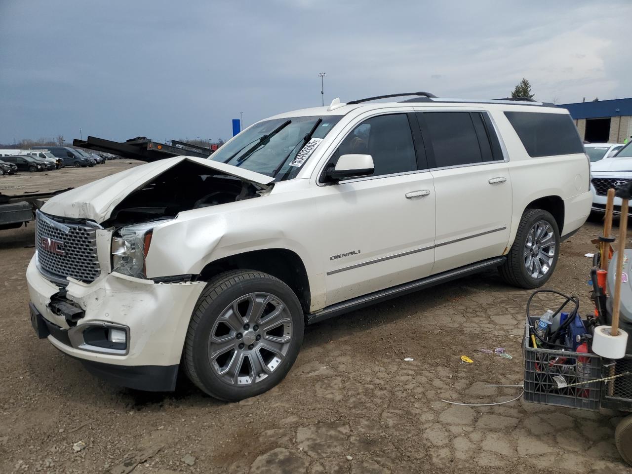 GMC YUKON XL D 2015