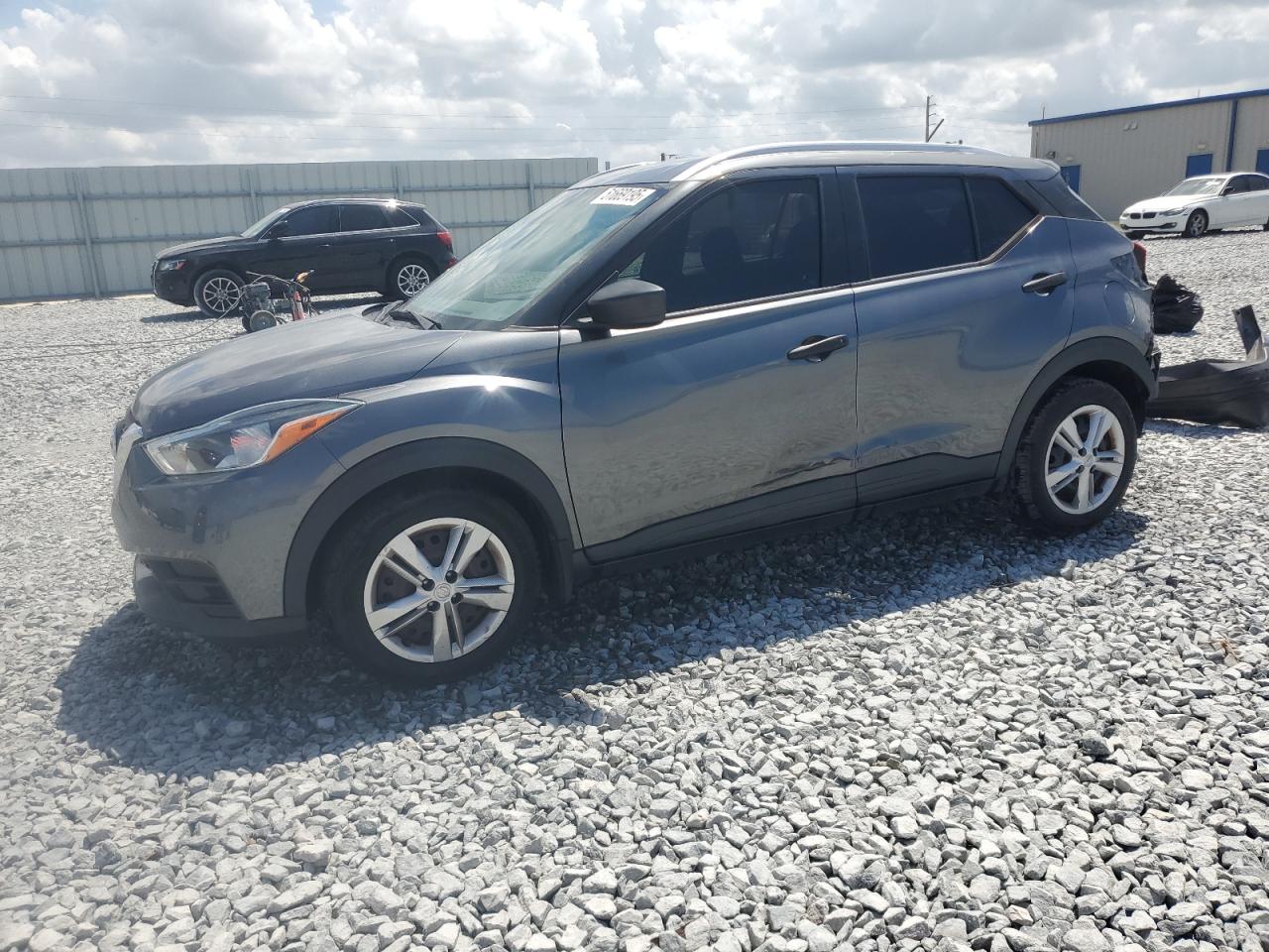 NISSAN KICKS S 2019
