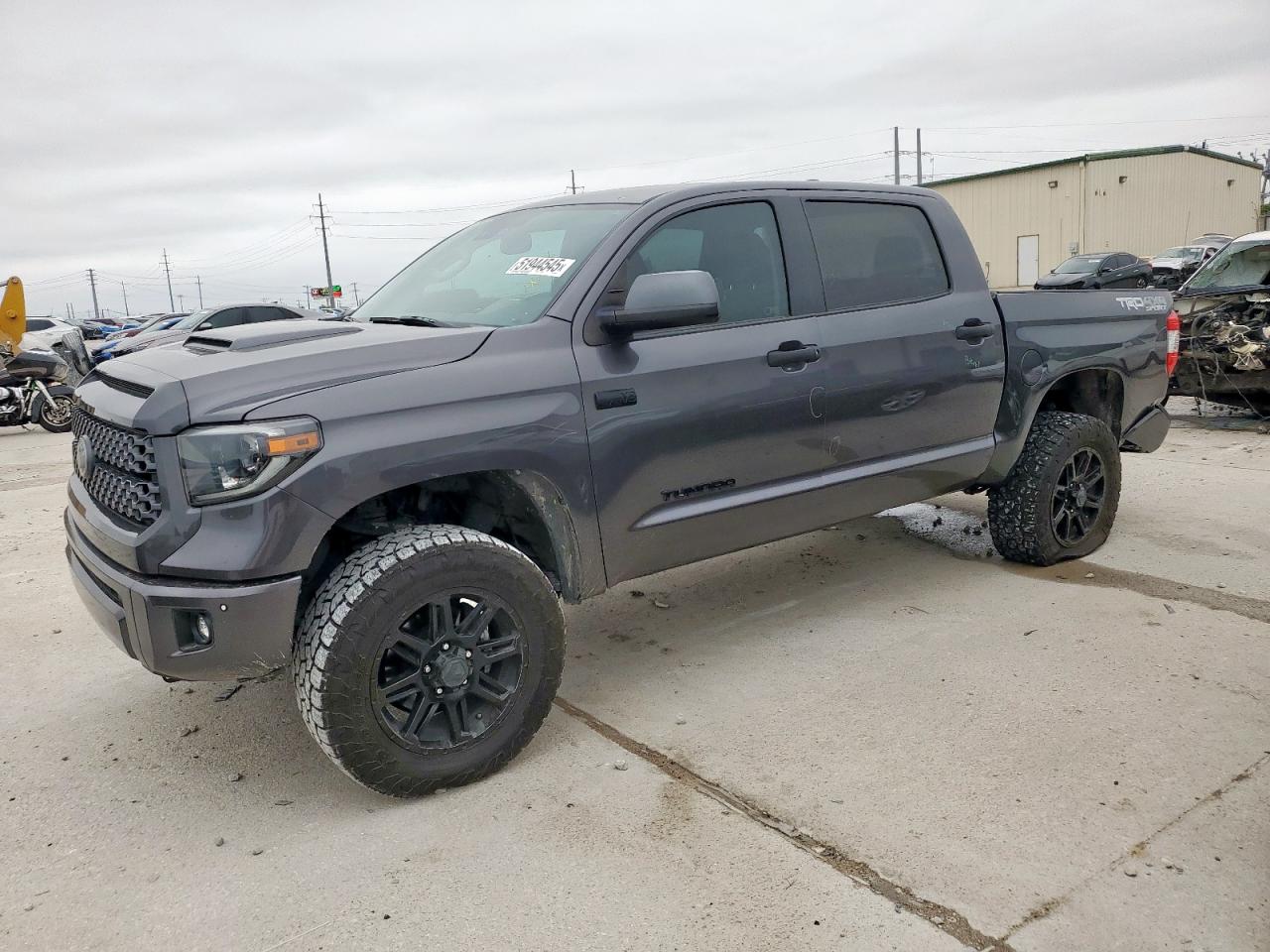 TOYOTA TUNDRA CRE 2020