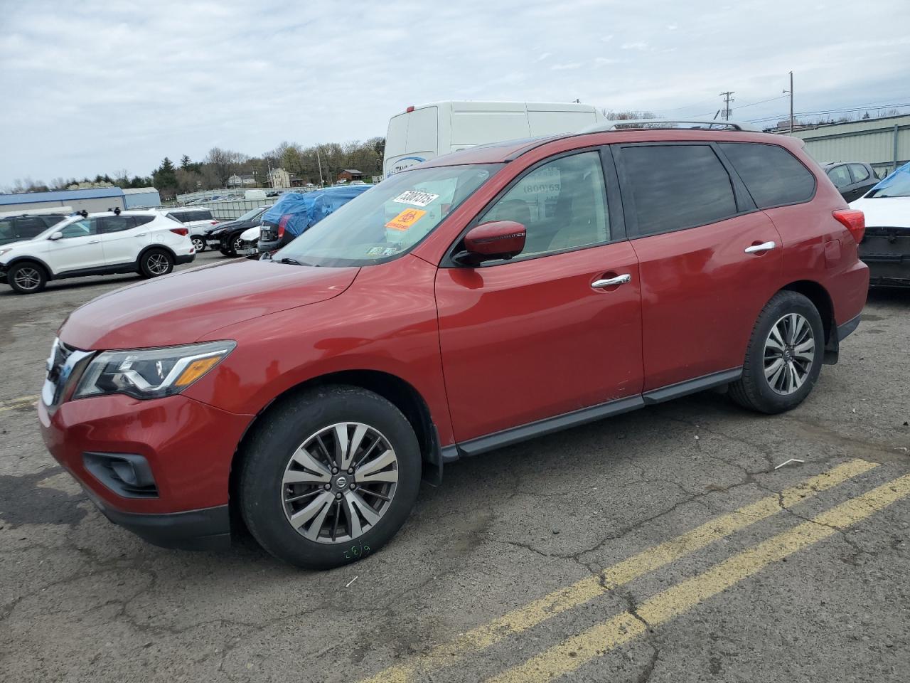 NISSAN PATHFINDER 2017