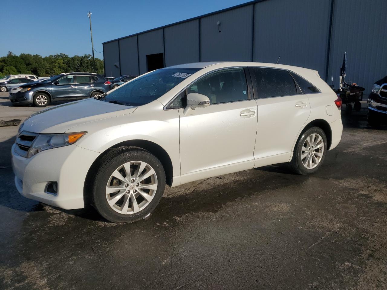 TOYOTA VENZA LE 2013