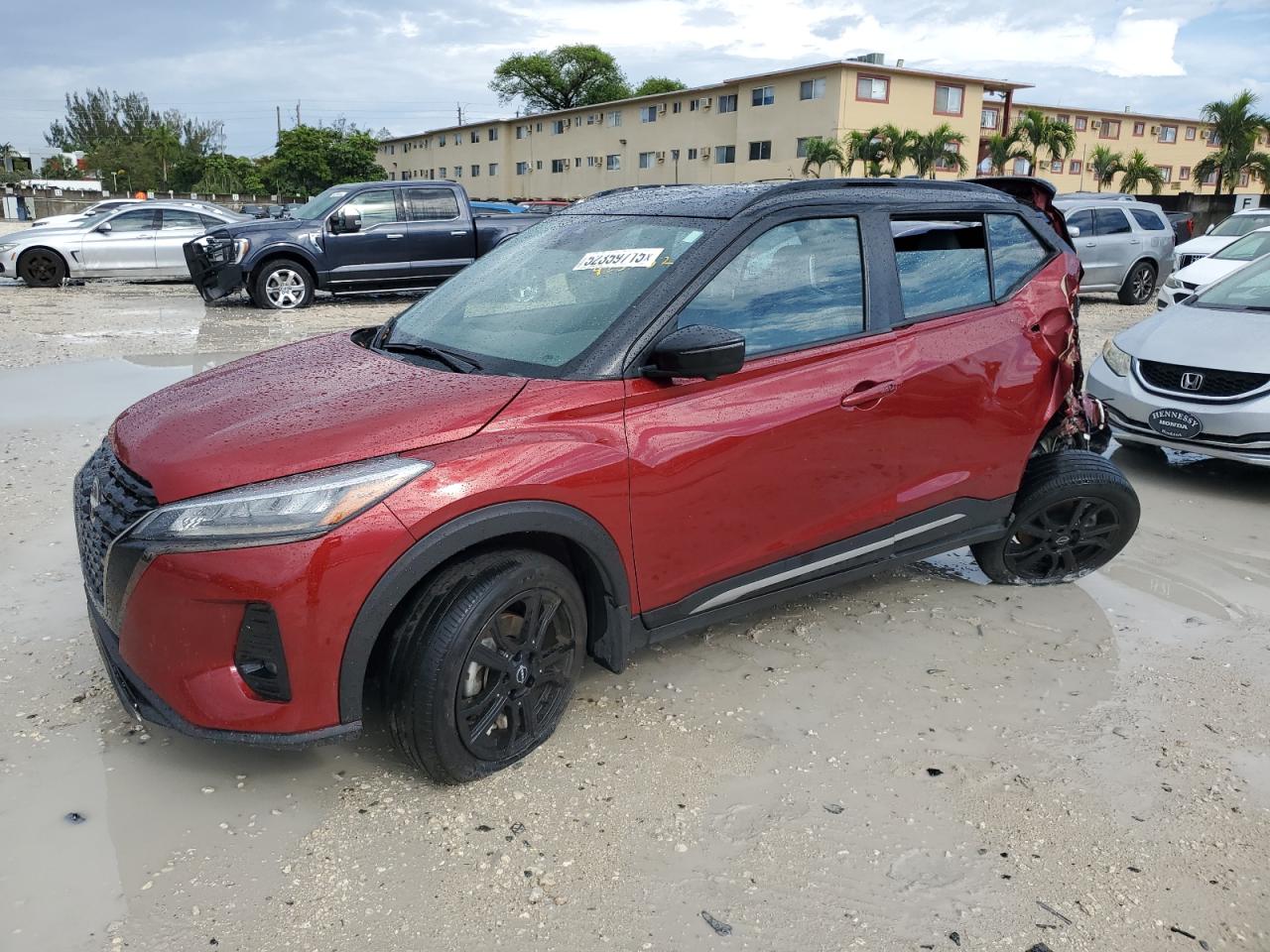 NISSAN KICKS SR 2022