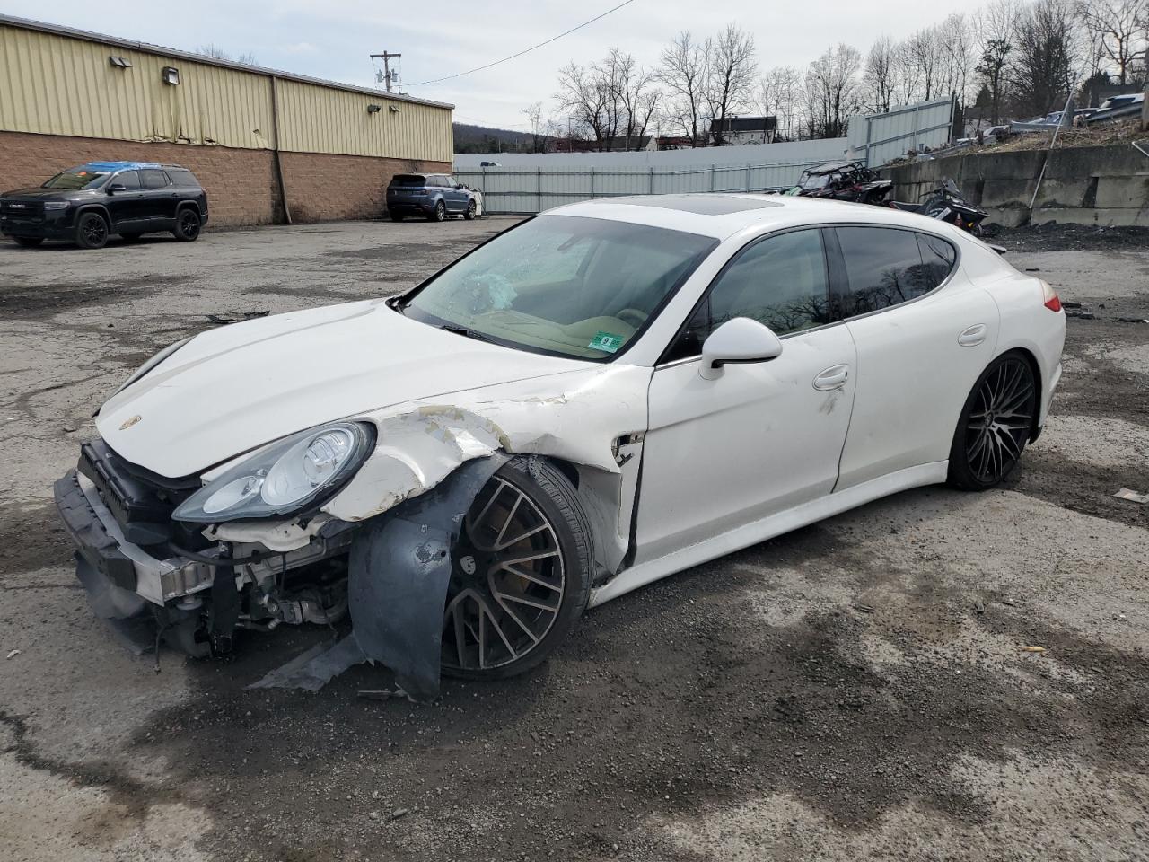 PORSCHE PANAMERA 2 2011