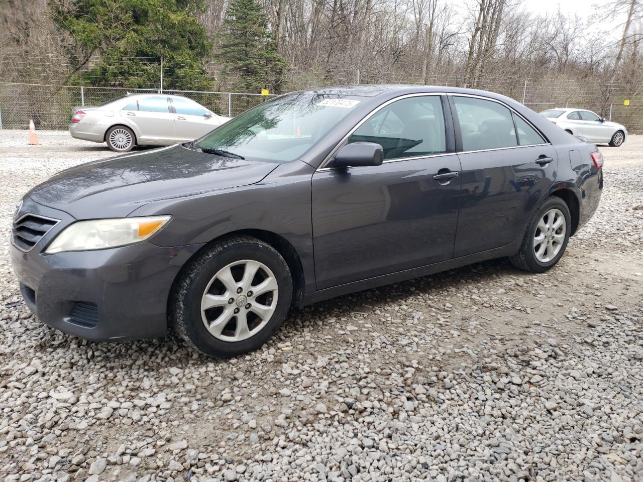 TOYOTA CAMRY BASE 2011