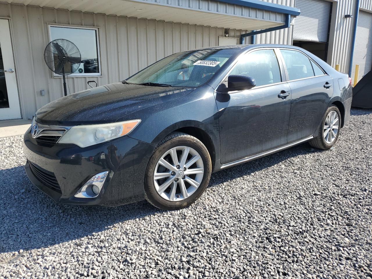 TOYOTA CAMRY BASE 2012