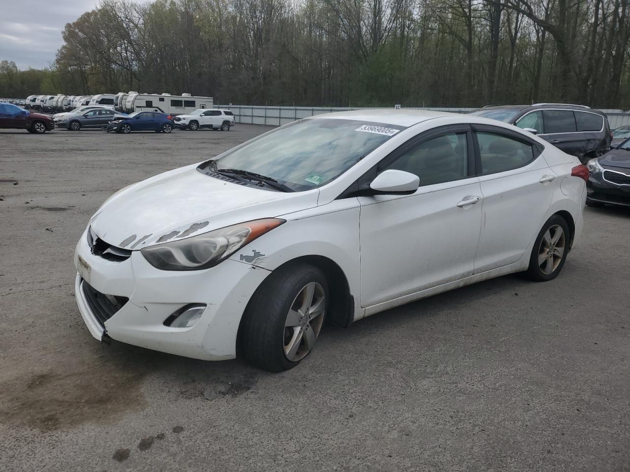 HYUNDAI ELANTRA GL 2013