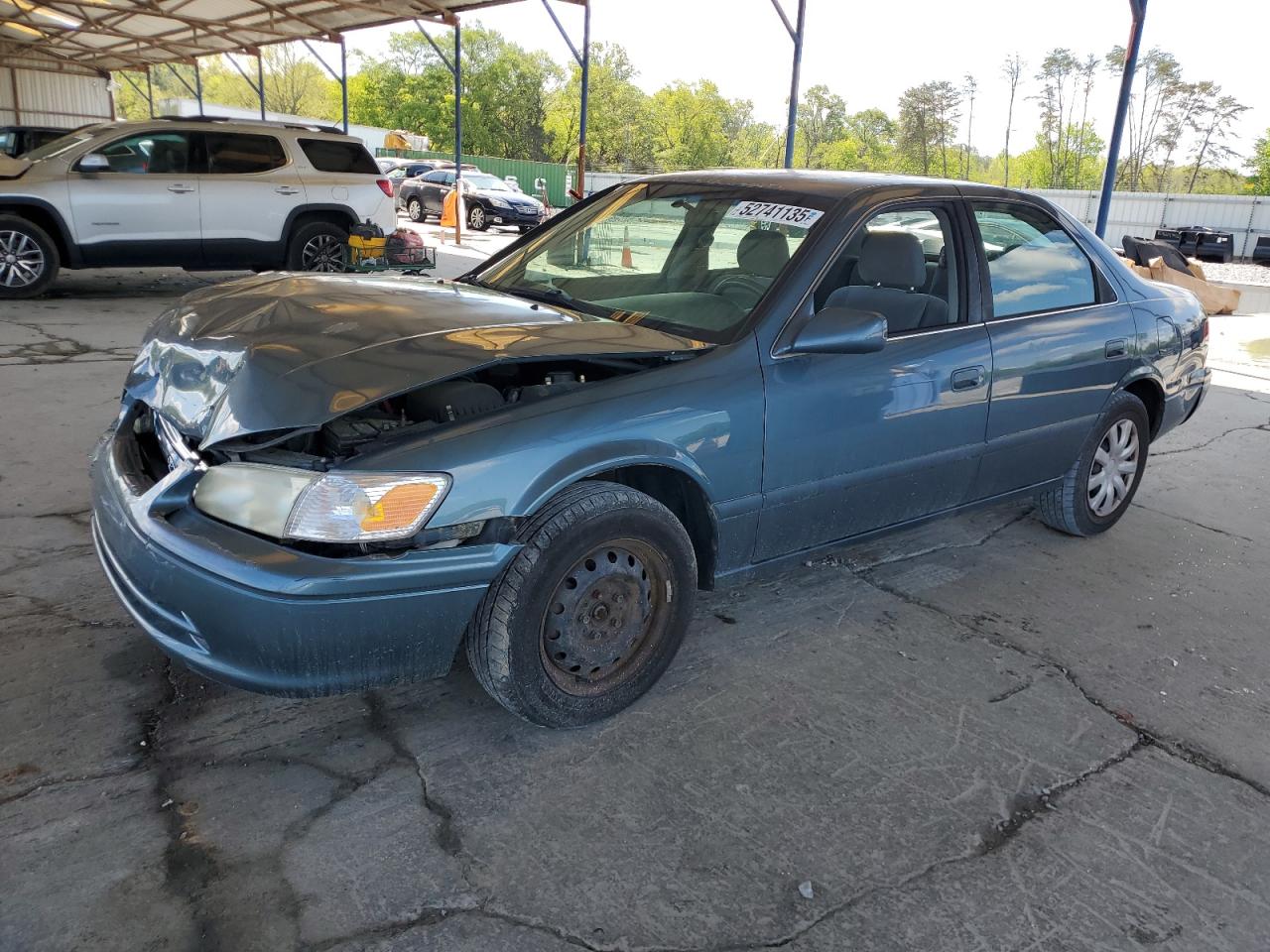 TOYOTA CAMRY LE 2001