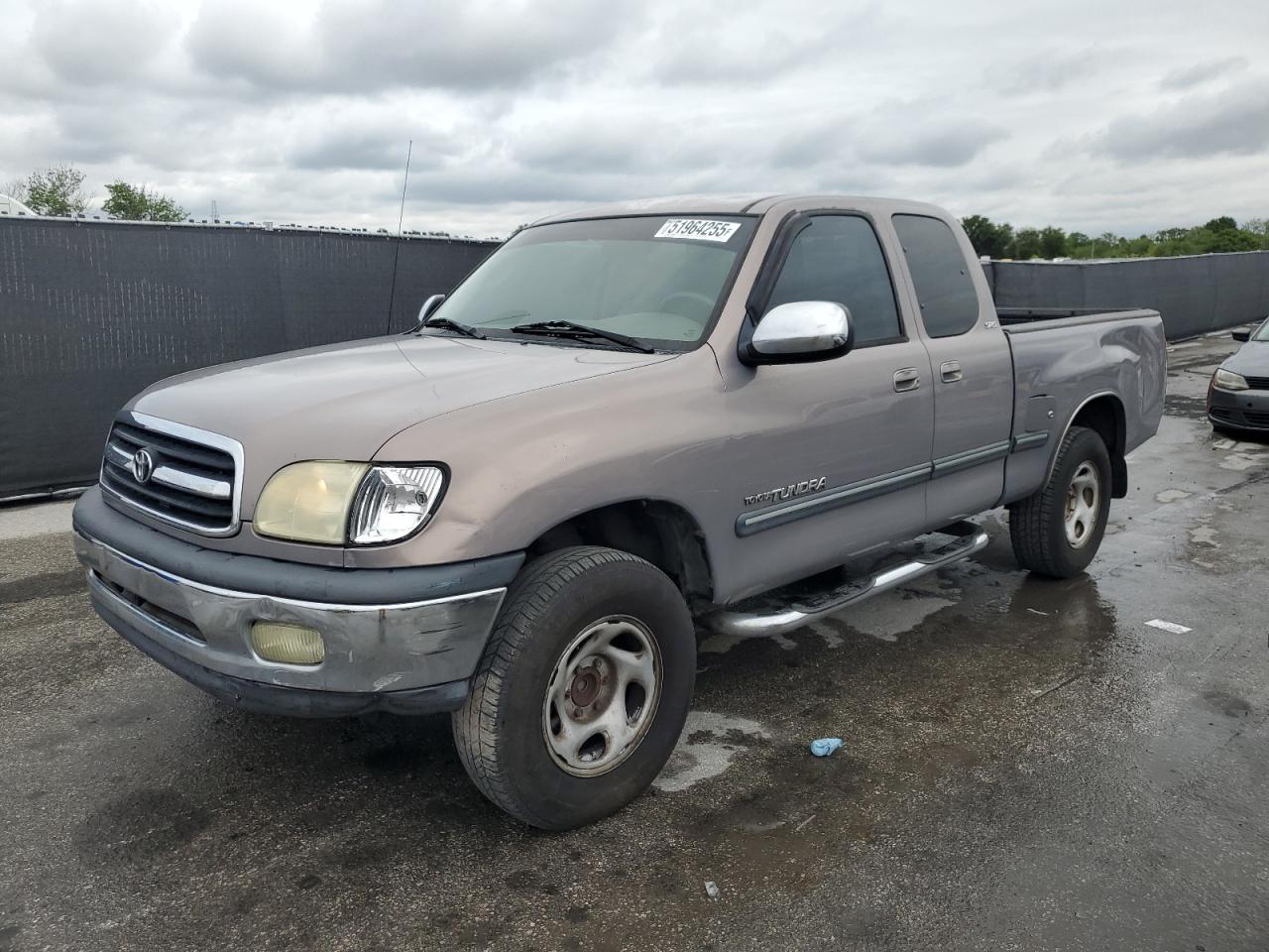 TOYOTA TUNDRA ACC 2002