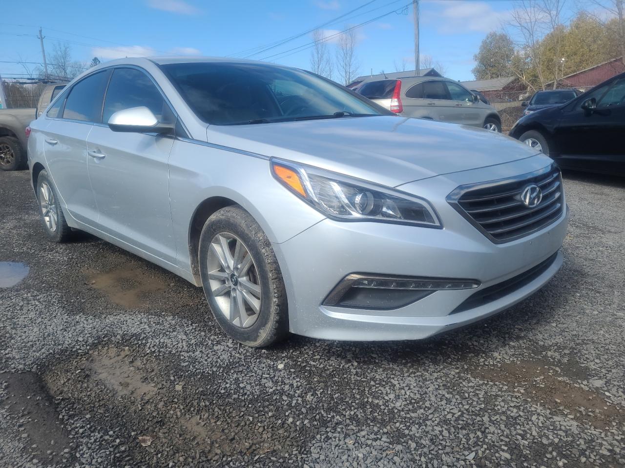 HYUNDAI SONATA SE 2015